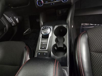 2025 Ford Escape - Photo 29
