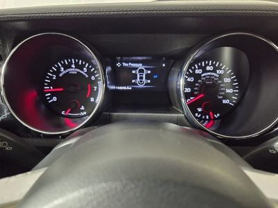 2016 Ford Mustang - Photo 16