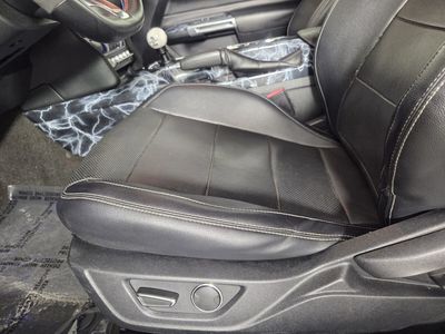 2016 Ford Mustang - Photo 13
