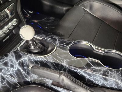 2016 Ford Mustang - Photo 28