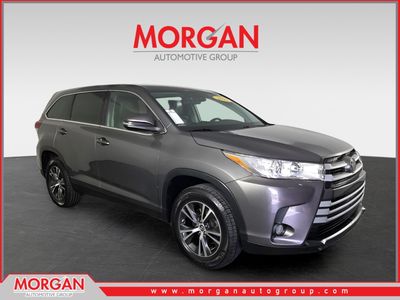 2019 Toyota Highlander - Photo 1