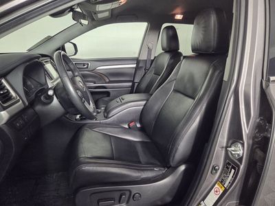 2019 Toyota Highlander - Photo 12