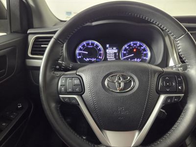 2019 Toyota Highlander - Photo 17