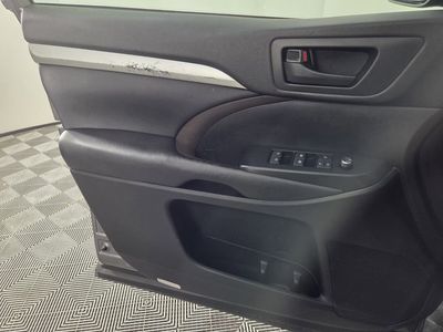 2019 Toyota Highlander - Photo 22