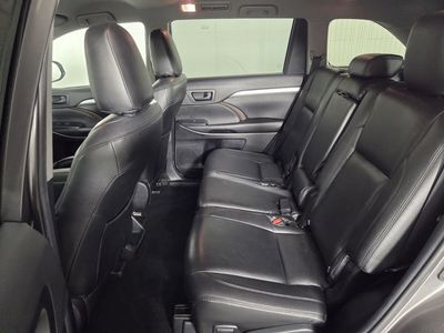 2019 Toyota Highlander - Photo 25