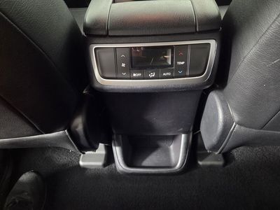 2019 Toyota Highlander - Photo 27