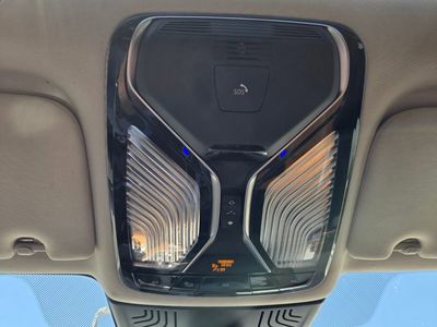 2020 BMW 7 Series - Photo 12