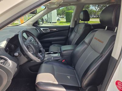 2020 Nissan Pathfinder - Photo 12