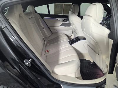 2022 BMW 8 Series - Photo 30