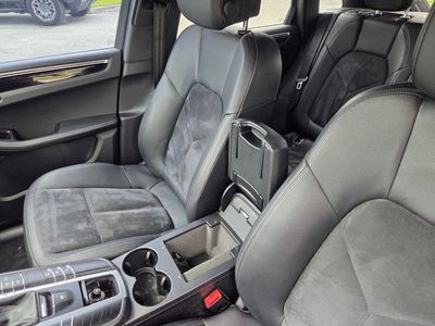 2018 Porsche Macan - Photo 22