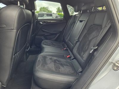 2018 Porsche Macan - Photo 25
