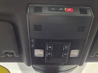 2025 Volkswagen Jetta - Photo 16
