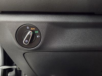 2025 Volkswagen Jetta - Photo 21