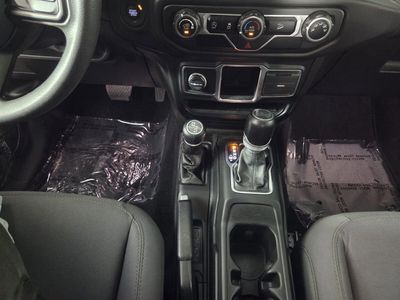 2019 Jeep Wrangler - Photo 18