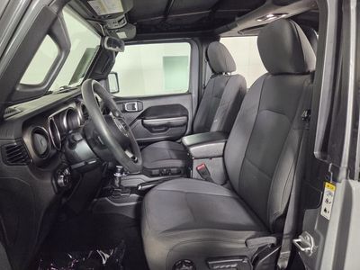 2019 Jeep Wrangler - Photo 13