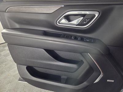 2024 Chevrolet Suburban - Photo 23