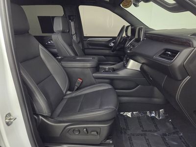 2024 Chevrolet Suburban - Photo 32