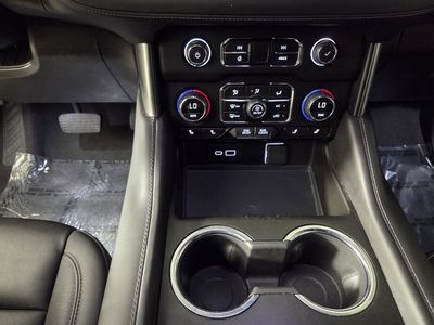 2024 Chevrolet Suburban - Photo 16