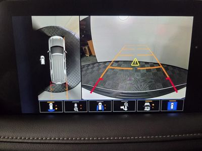 2024 Chevrolet Suburban - Photo 15
