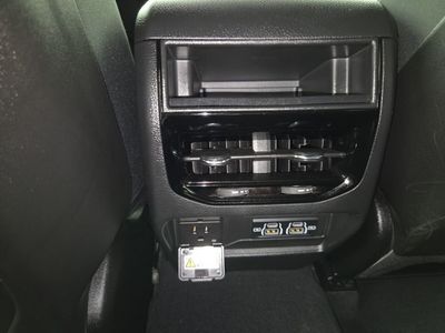 2025 Jeep Grand Cherokee - Photo 27