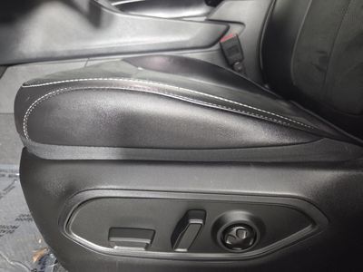 2025 Jeep Grand Cherokee - Photo 14