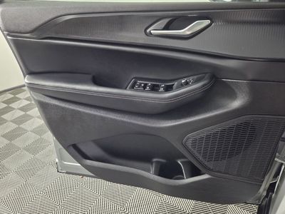 2025 Jeep Grand Cherokee - Photo 22