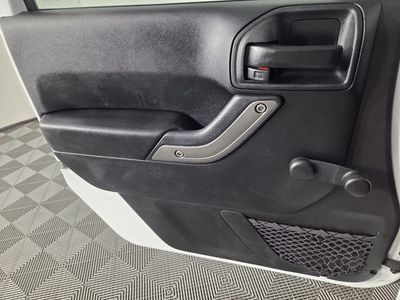 2017 Jeep Wrangler - Photo 19