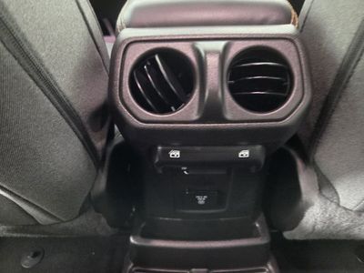 2025 Jeep Wrangler - Photo 26
