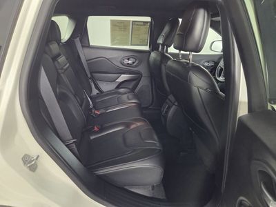 2019 Jeep Cherokee - Photo 28