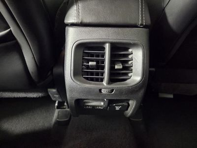 2019 Jeep Cherokee - Photo 24