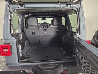 2026 Jeep Wrangler - Photo 19