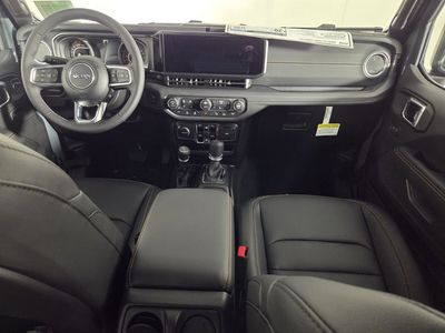 2026 Jeep Wrangler - Photo 20