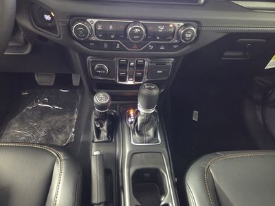 2026 Jeep Wrangler - Photo 11