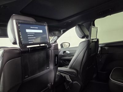 2026 Chrysler Pacifica - Photo 14