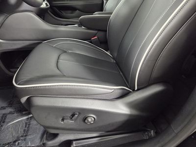 2026 Chrysler Pacifica - Photo 30