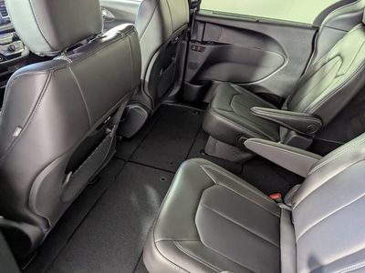 2026 Chrysler Pacifica - Photo 16