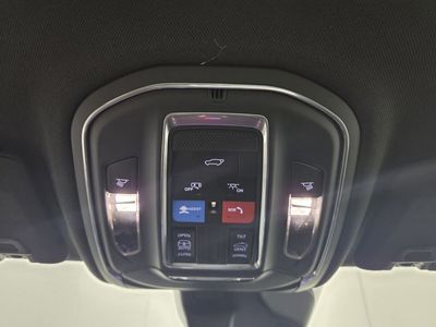 2025 Jeep Grand Cherokee - Photo 16