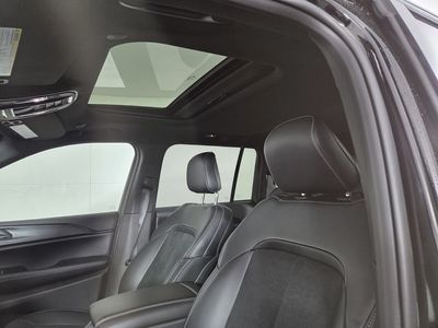 2025 Jeep Grand Cherokee - Photo 17