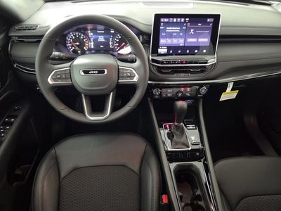 2026 Jeep Compass — photo 12 view