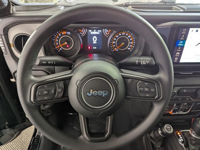 2026 Jeep Wrangler — photo 18 view