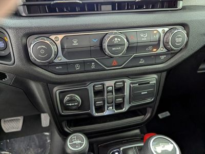 2026 Jeep Wrangler — photo 23 view