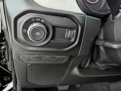 2026 Jeep Wrangler — photo 26 view