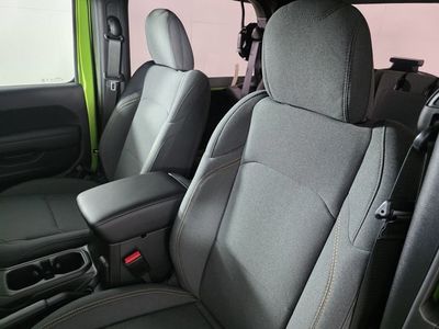 2026 Jeep Wrangler - Photo 12
