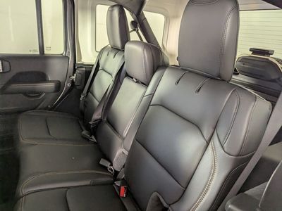2026 Jeep Wrangler - Photo 16