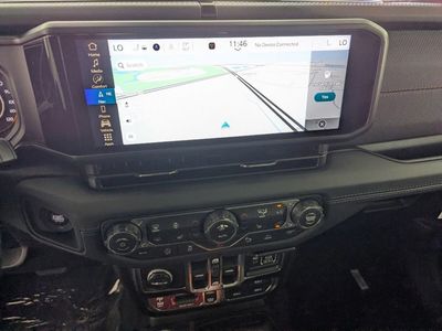 2026 Jeep Wrangler - Photo 23
