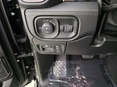 2026 Ram 1500 — photo 19 view