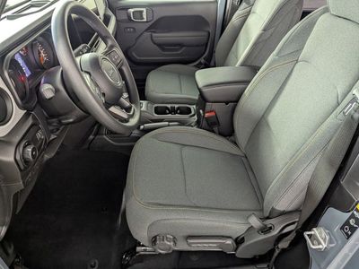 2026 Jeep Wrangler - Photo 10