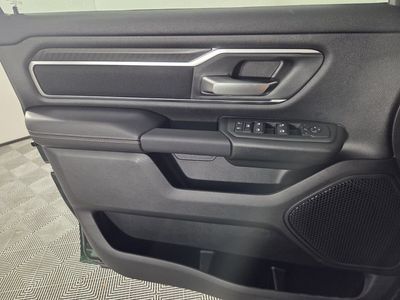 2026 Ram 1500 — photo 18 view