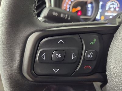 2026 Jeep Gladiator - Photo 14