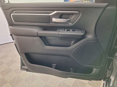 2026 Ram 1500 — photo 17 view